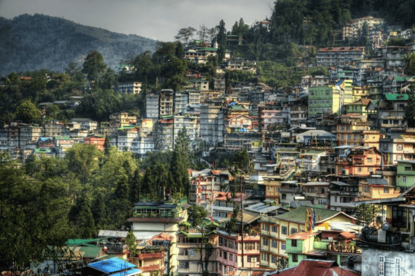 Day 01 – Bagdogra / New Jalpaiguri – Gangtok (115 kms / approx. 4.5 hours)