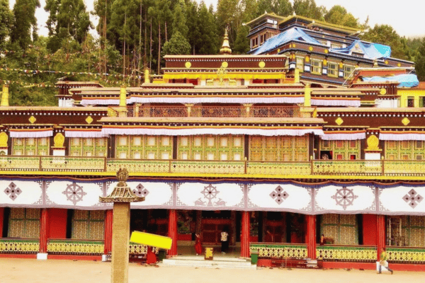 Day 05 – Pelling – Darjeeling (127 kms / approx. 5 hours)