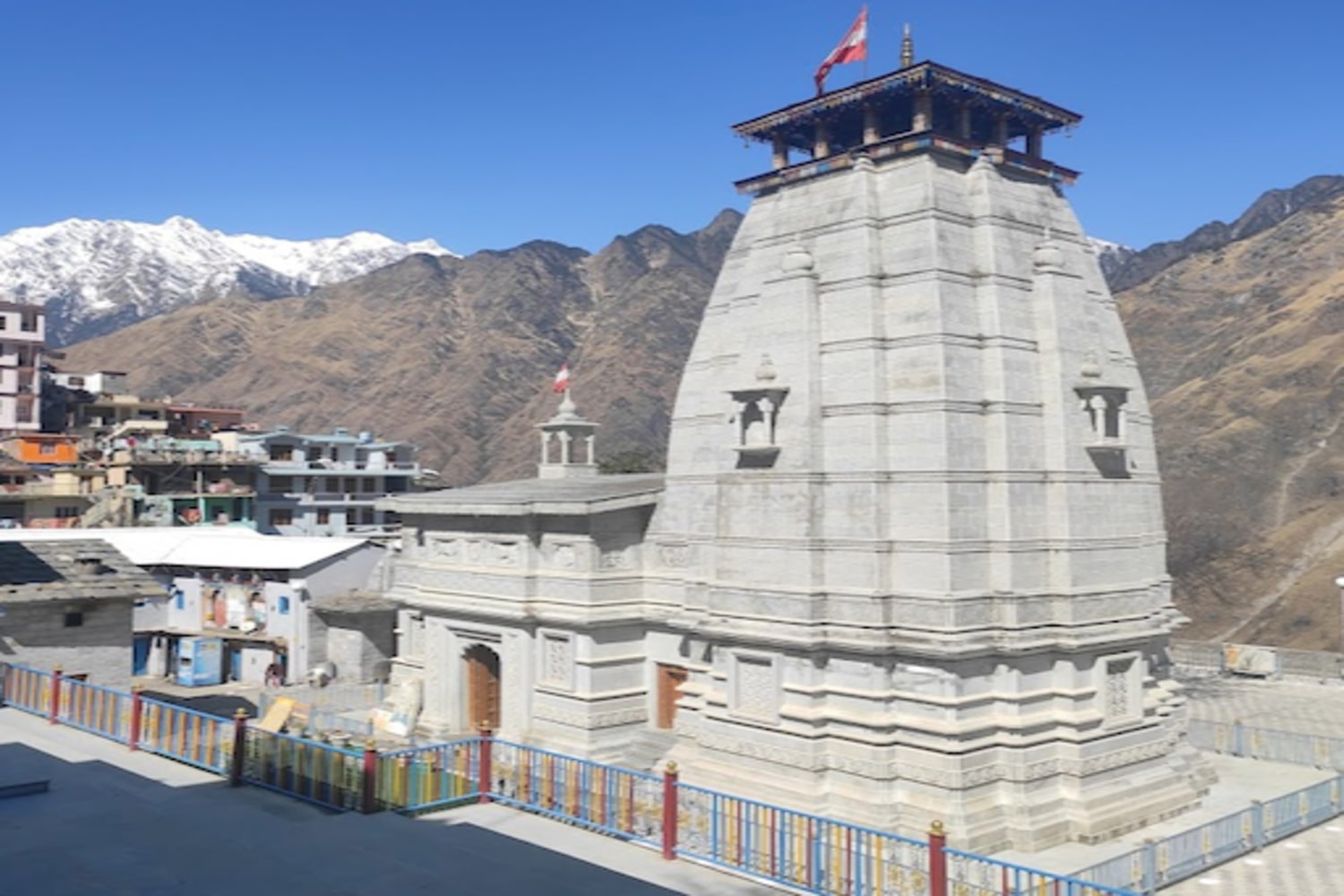 Day 04: Guptakashi – Badrinath (200 kms / approx. 8-9 hours) 